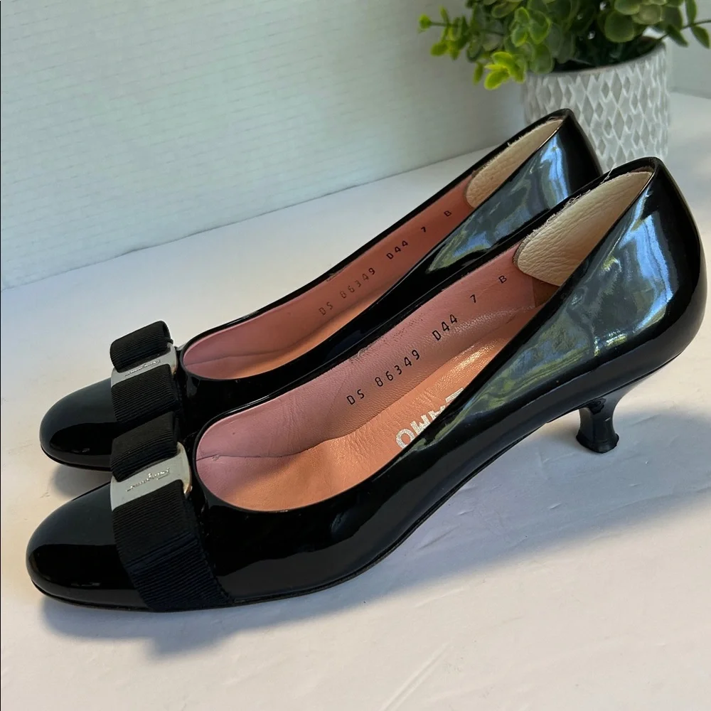 Salvatore Ferragamo Black Patent Leather Heels - Picture 5 of 17